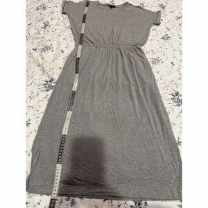 Banana Republic Women's Gray Short Sleeve Waist-Defined Midi Dress Size M